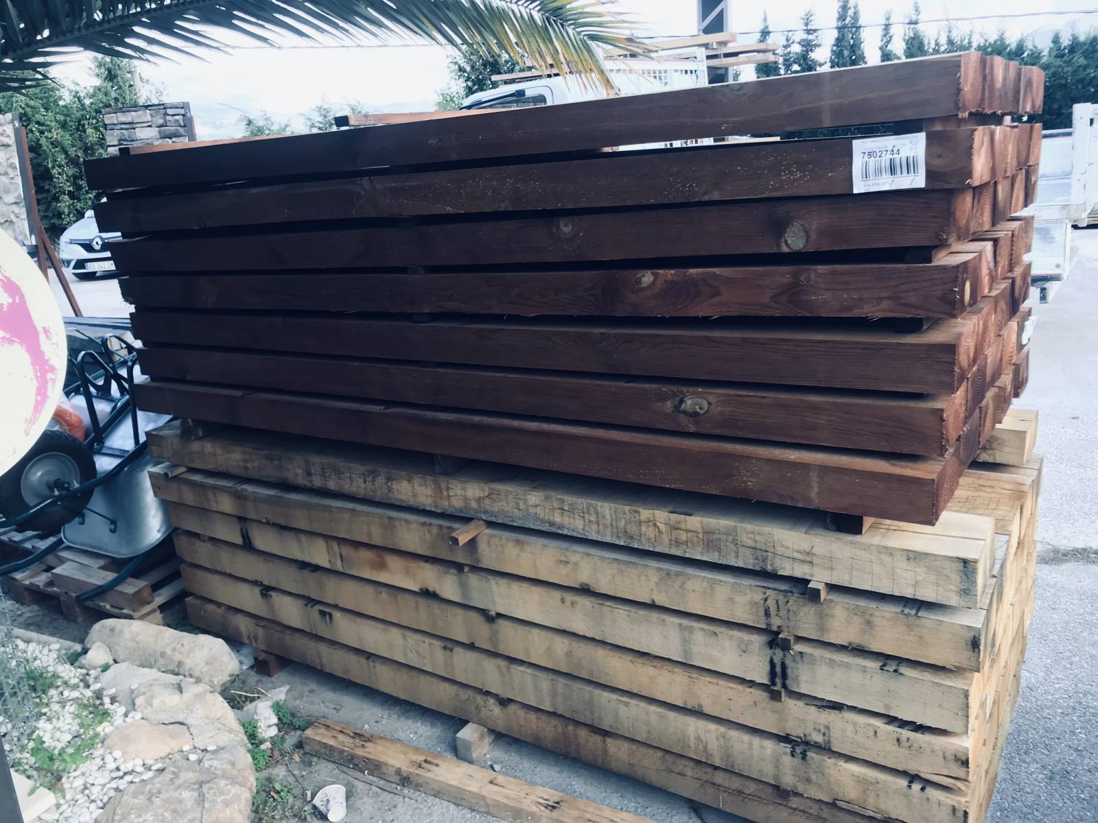 Traverses paysagères en pin ou en chêne pour terrain de boule à Aubagne