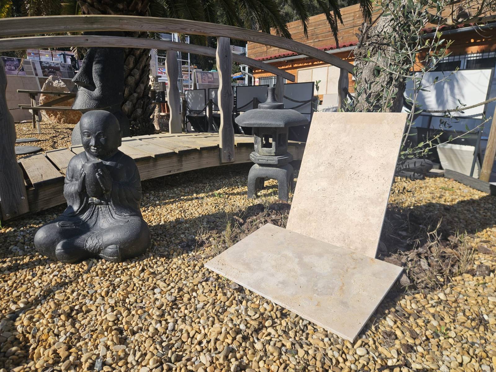 Dalles de travertin 1er choix en stock à La Ciotat 13600