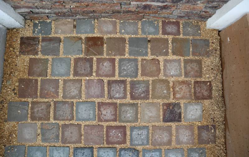 Pavés en grès naturel pour vos aménagements extérieurs à Gémenos : Kandhla Gris, Kandhla Ocre et Kandhla Mix