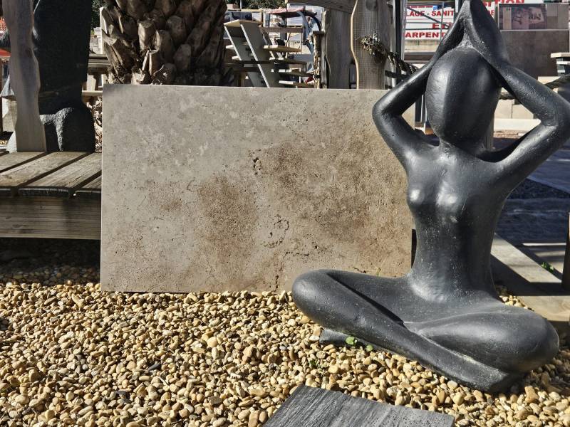 Dalles de Travertin 1er choix en stock à Bandol dans le Var
