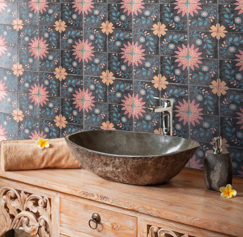 Carrelage mur et sol imitation carreaux de ciment à Marseille La Valentine